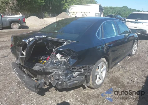 2013 Volkswagen Passat 2.0L Tdi Se z USA, uszkodzony, nr VIN 1VWBN7A34DC036299